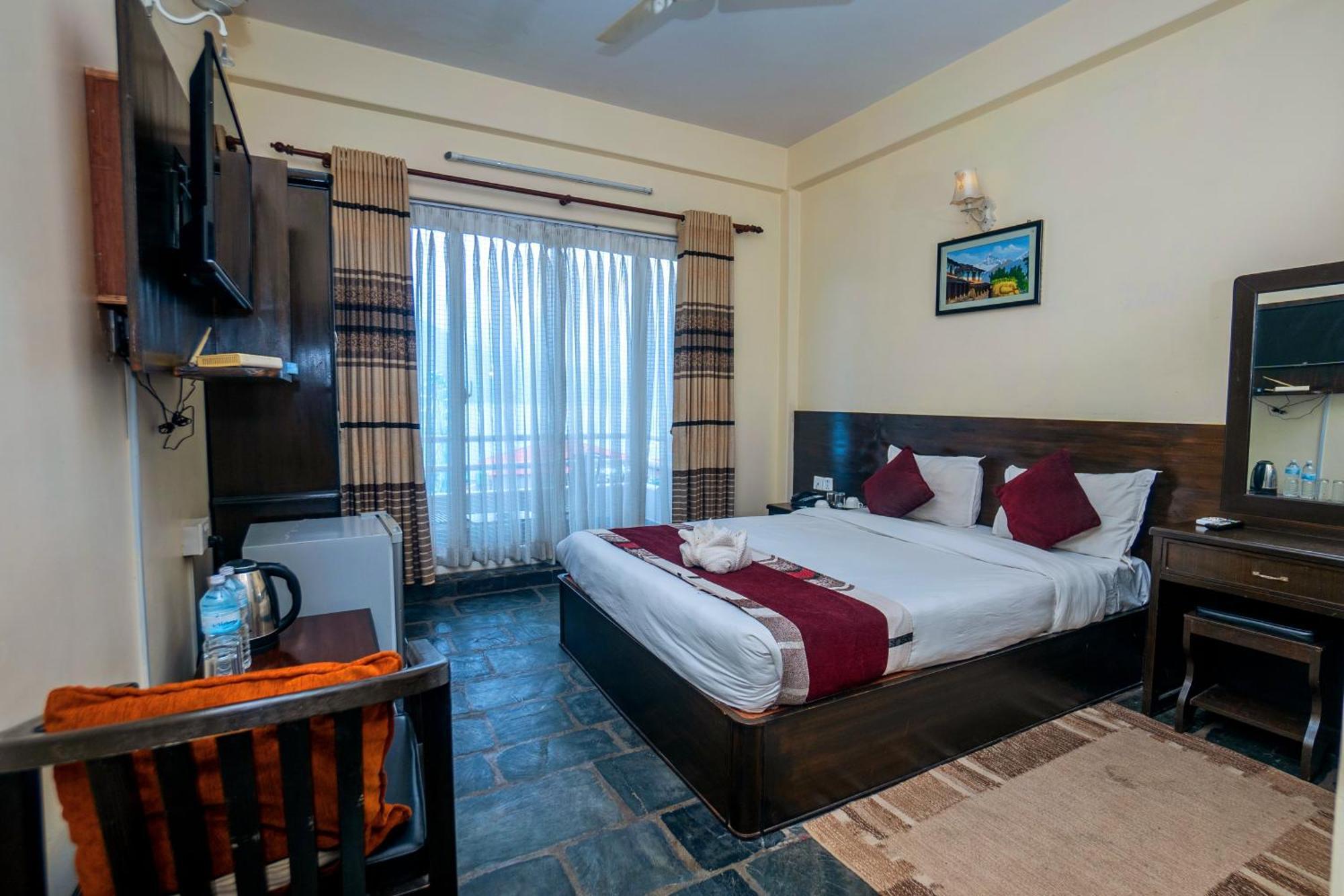 Hotel Kunja Pokhara Dış mekan fotoğraf