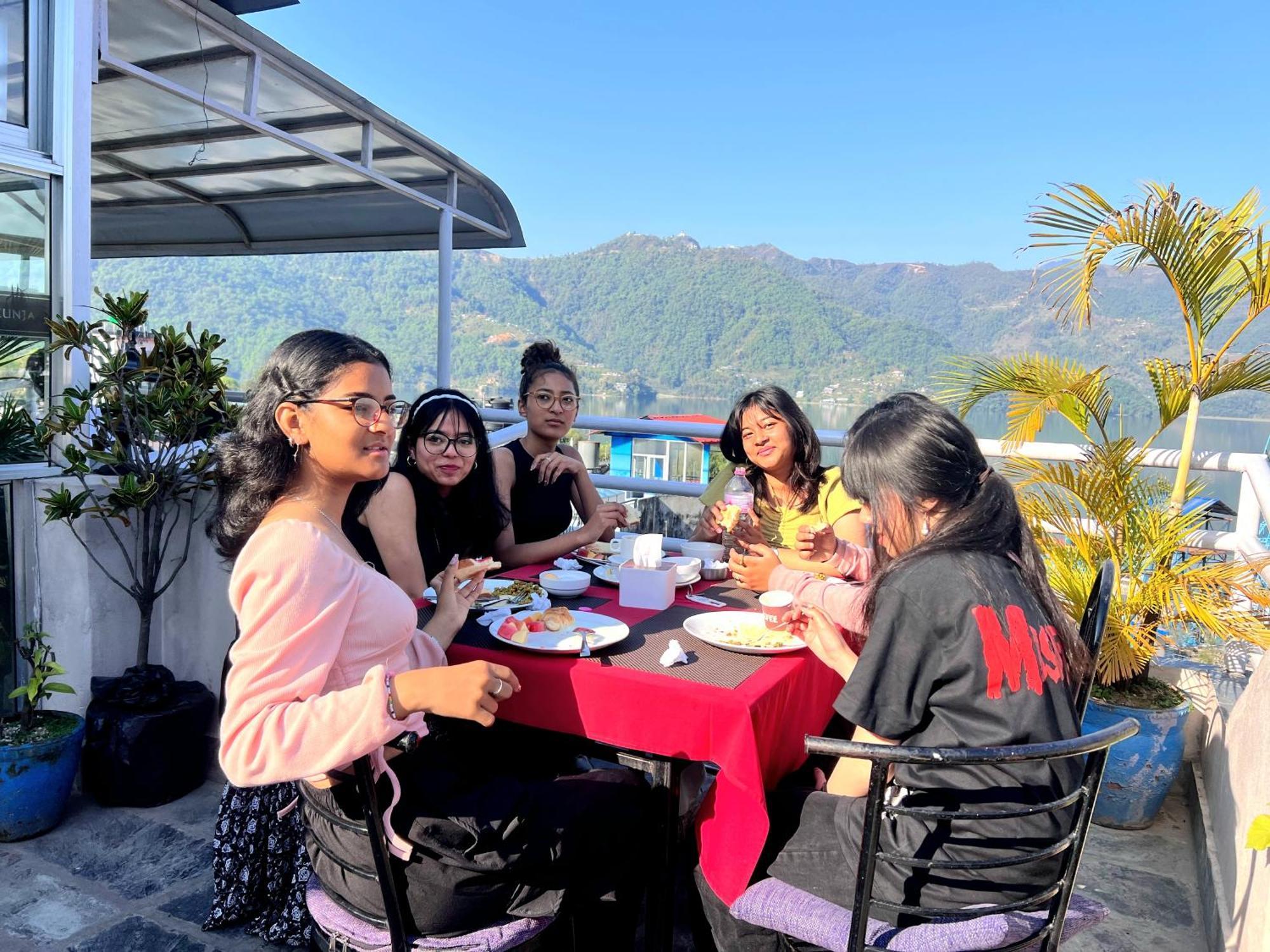 Hotel Kunja Pokhara Dış mekan fotoğraf